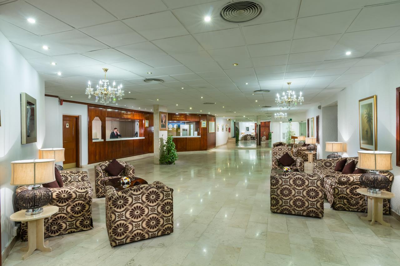 Tulip Inn Downtown Maskat Exteriér fotografie