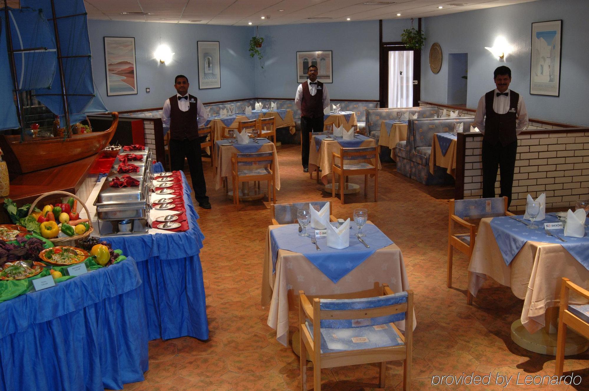 Tulip Inn Downtown Maskat Exteriér fotografie