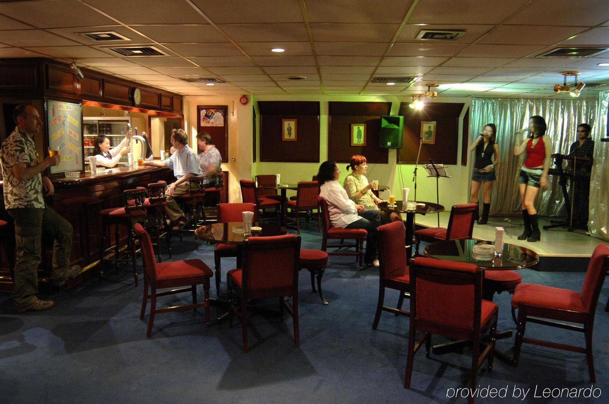 Tulip Inn Downtown Maskat Restaurace fotografie